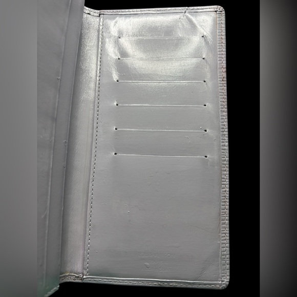 Louis Vuitton Epi Long Wallet – Customized & Handpainted – One of a Kind - Picture 5 of 13